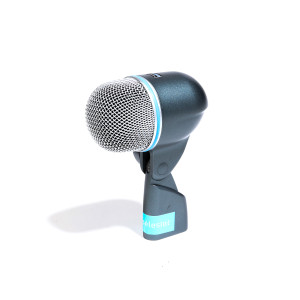 Micro dynamique pour grosse caisse Beta 52
