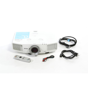 Vidéoprojecteur 5000 lumens GRAND ANGLE