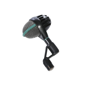AKG D112