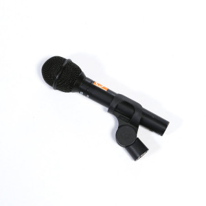 AKG C535