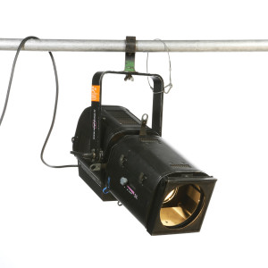 Projecteur découpe 713SX 2 kW 29°-50°