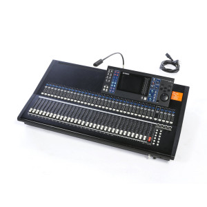 Yamaha LS9 / 32